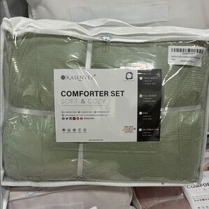 Kasentex Queen Green Comforter Set